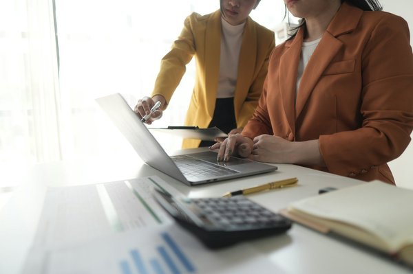 Avocat en droit des affaires à versailles : expertise garantie